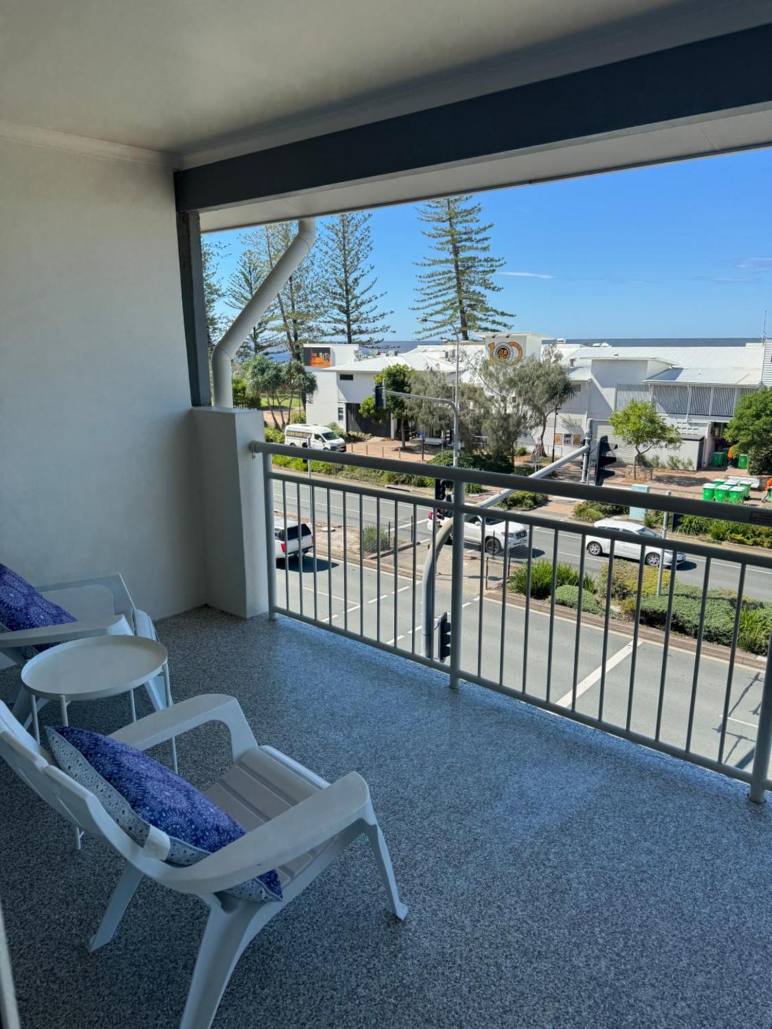 Ocean View - Alexandra Headlands Beachfront Unit Exteriér fotografie